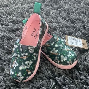 Tiny Toms Alpargata- Forest Green Koala Print